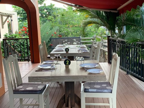 Restaurant Happy Raja 5 Reasons to Live on the West Coast of Mauritius | Harmonie Golf ...